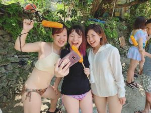 カワサンの滝