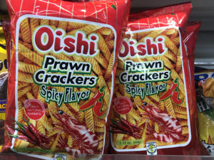 オイシー（Oishi）プラウンクラッカーのスパイシーフレーバー